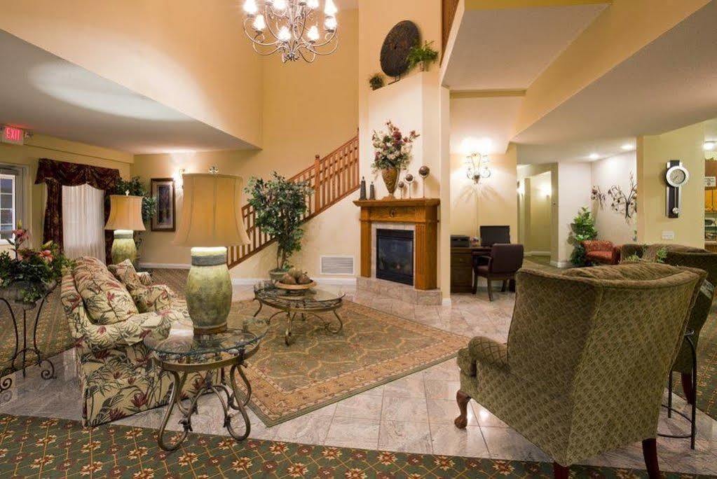 Grandstay Hotel & Suites Ames Luaran gambar