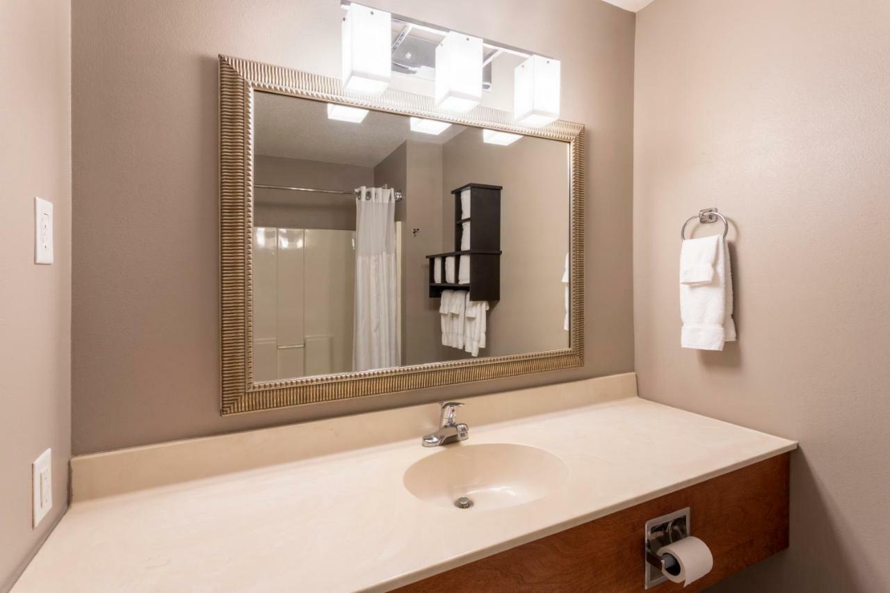 Grandstay Hotel & Suites Ames Luaran gambar